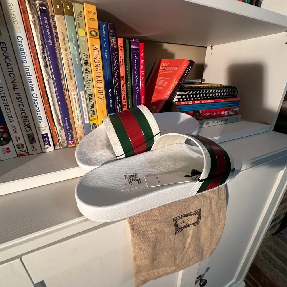 Gucci White Rubber Slide Soles with Embossed Logo